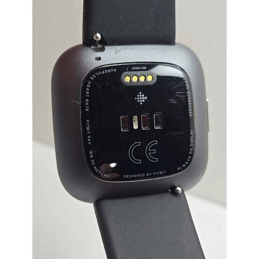 Fitbit Versa 2 Smartwatch Rose Gold 40mm Alexa WR50 Always On Display W/Charger